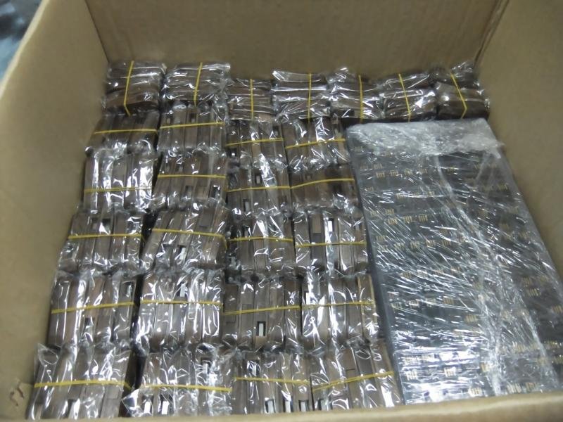 Bulk Packed Metal USB Flash Drives in Carton