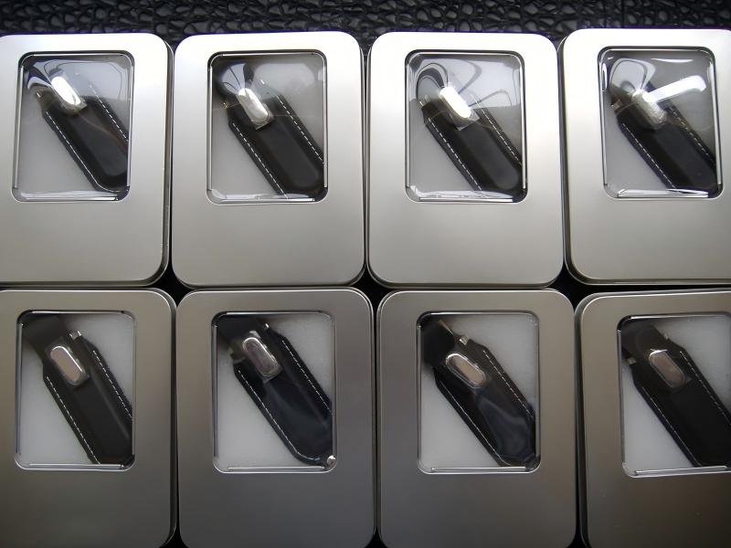 Leather Strap USB Flash Drives in Window Tin Boxes